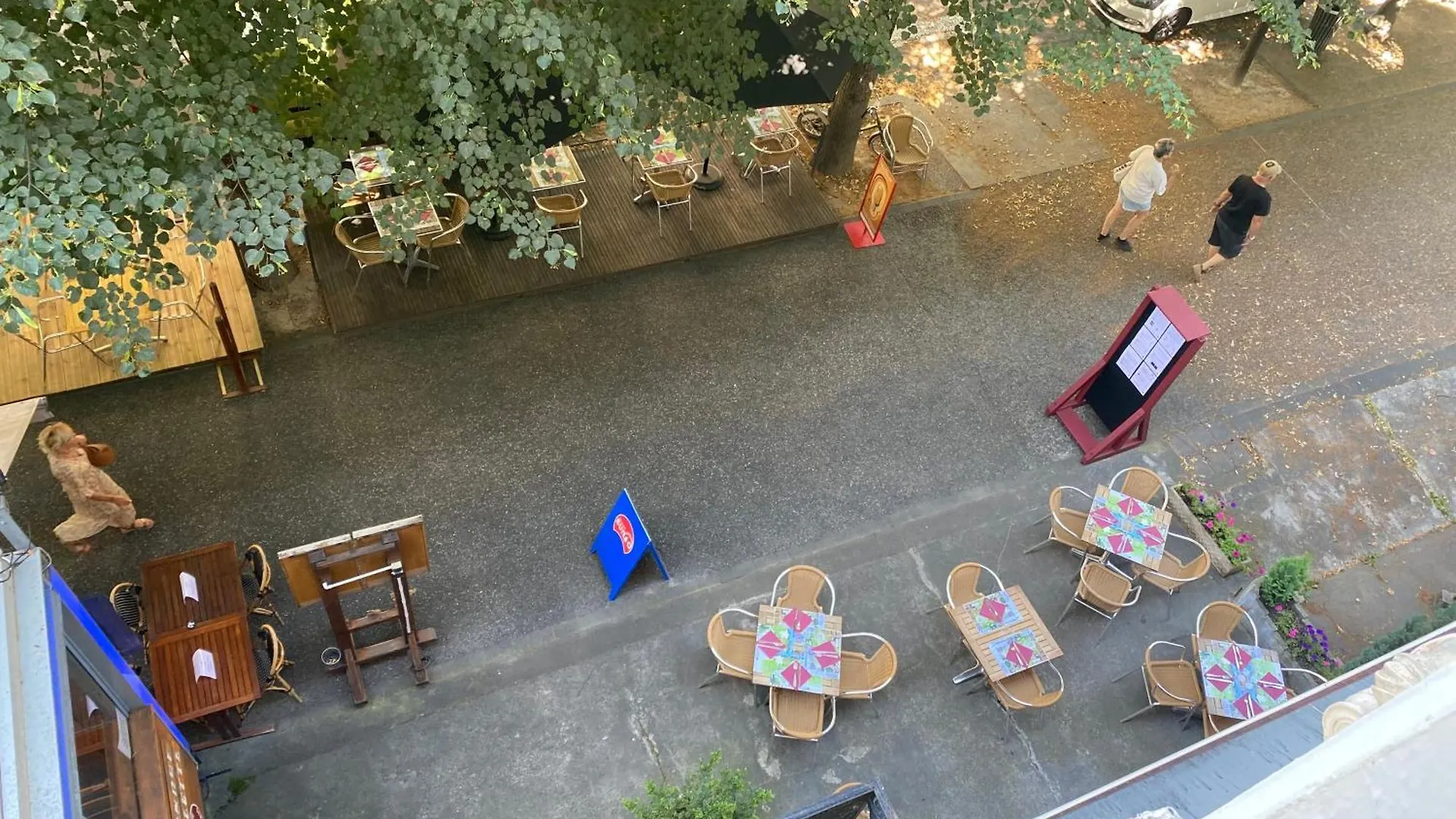 Lägenhet Au 47 Allees D'Etigny - Central & Standing - Avec Parking - Linge De Lit Et De Toilette Inclus Bagnères-de-Luchon Frankrike